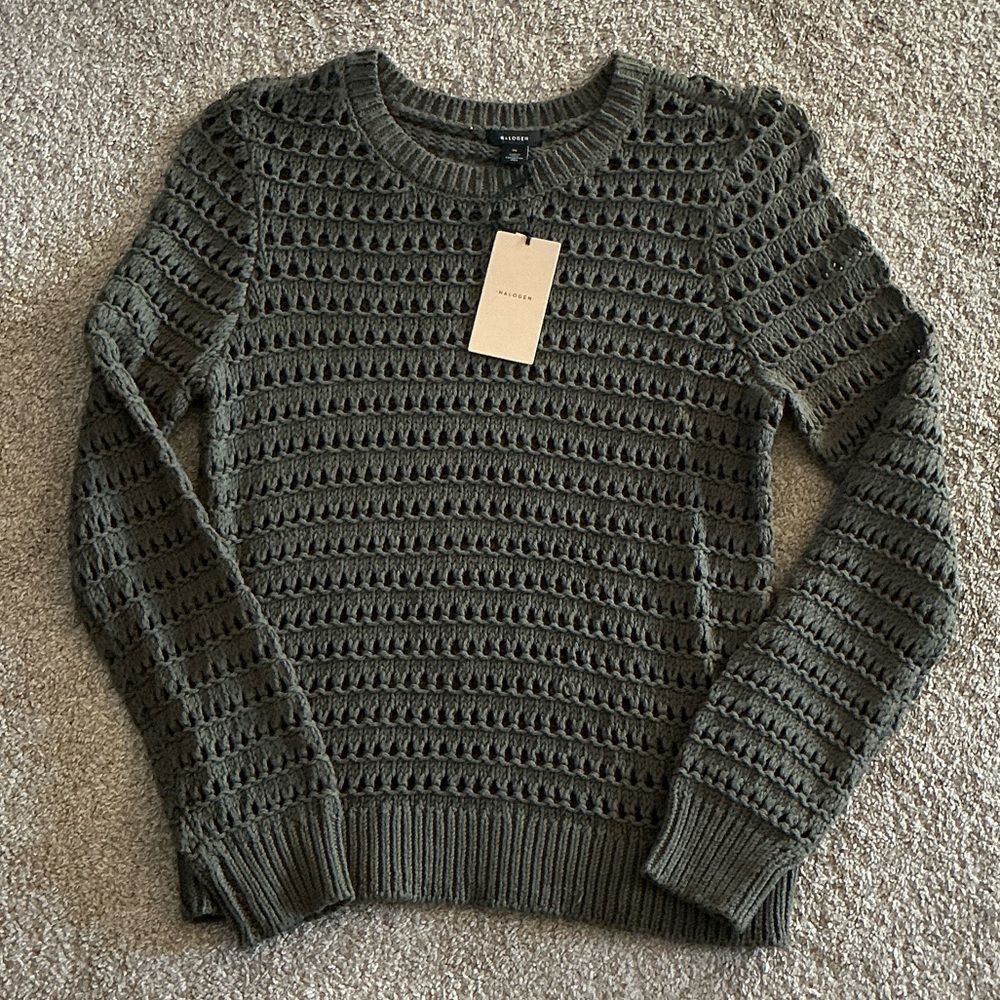 Women’s Halogen Forest Green Sweater, size M